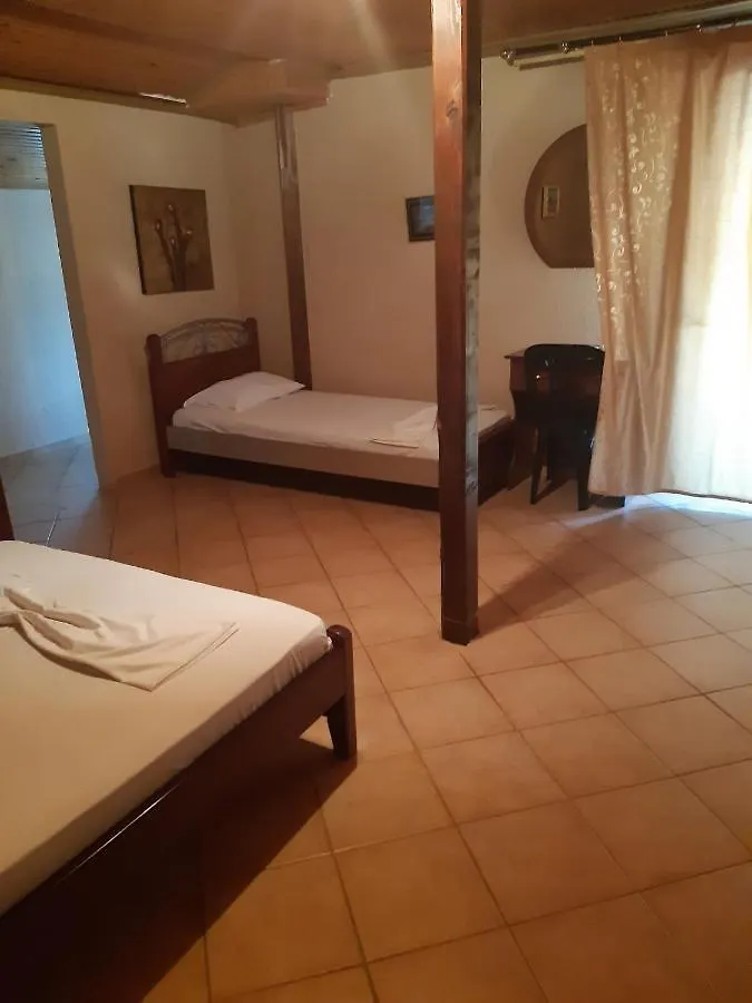 Dora Sarti Hotel Guest house