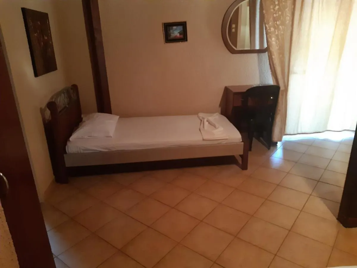 Dora Sarti Hotel Pensiune